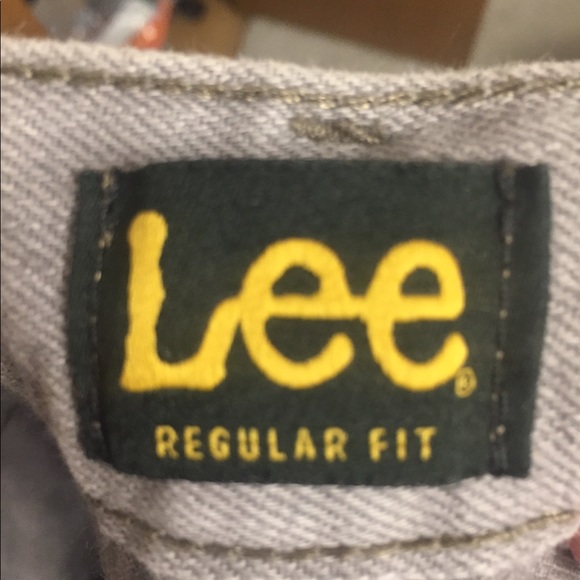 Lee’s Gray Regular Fit 32x30 - Picture 3 of 4